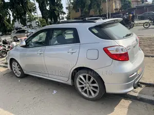 Toyota Matrix XRS Hatchback FWD (2.4L 4cyl 5A) 2010 Silver