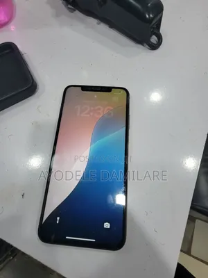 Apple iPhone XS Max 64 GB White