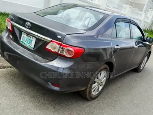 Toyota Corolla 2012 Black