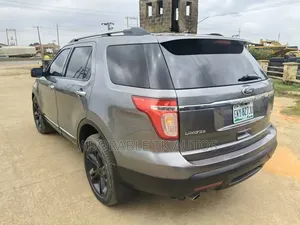 Ford Explorer 2013 Gray