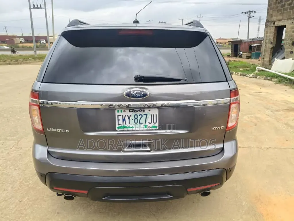 Ford Explorer 2013 Gray