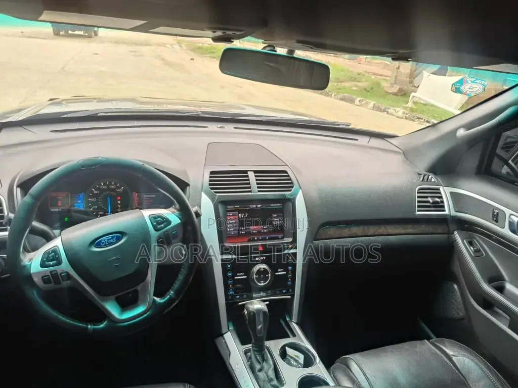 Ford Explorer 2013 Gray