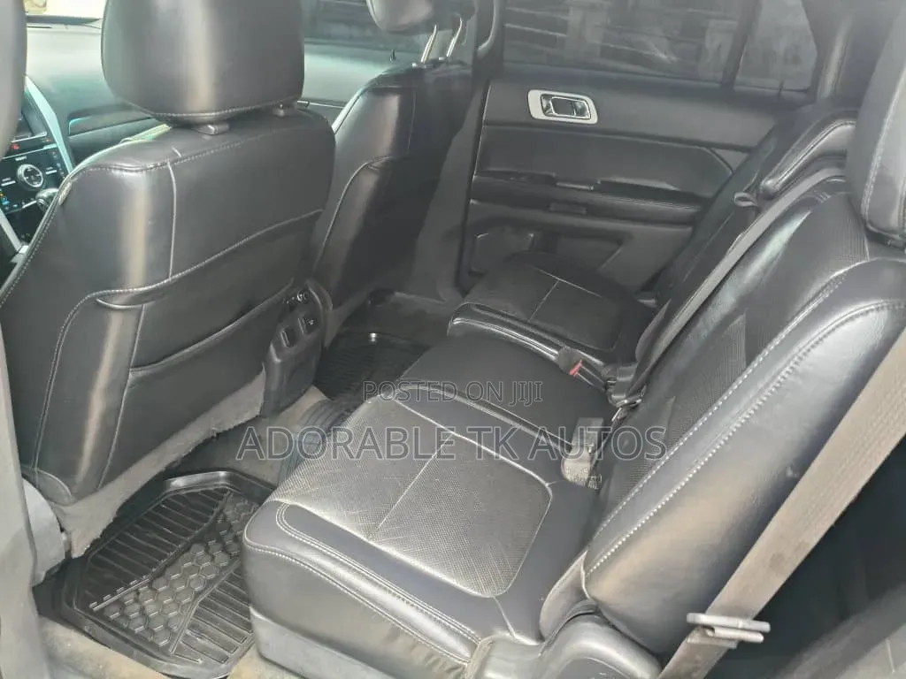 Ford Explorer 2013 Gray