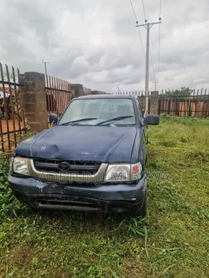 Toyota Hilux 2002 Blue