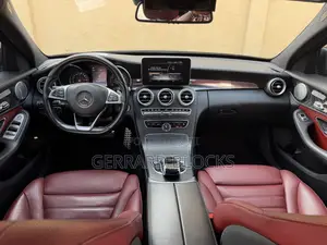 Mercedes-Benz C400 4Matic AWD Sedan (3.0L V6 7A) 2015 Gray