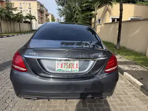 Mercedes-Benz C400 4Matic AWD Sedan (3.0L V6 7A) 2015 Gray
