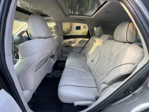 Toyota Venza V6 AWD 2011 Gray