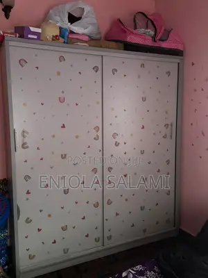 4.5ft by 6ft Kid's Wardrobe