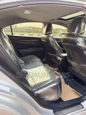 Lexus ES 350 FWD 2014 Silver