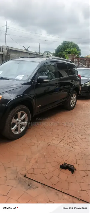 Toyota RAV4 2011 Black