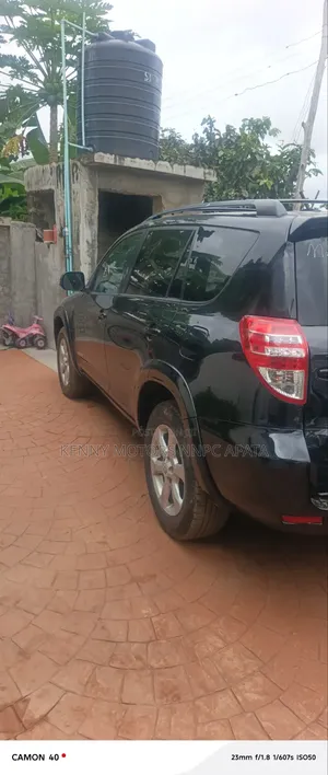 Toyota RAV4 2011 Black
