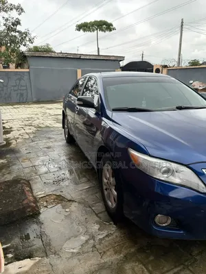 Toyota Camry 2010 Blue