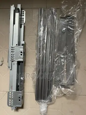 Pull Out Trouser Hanger