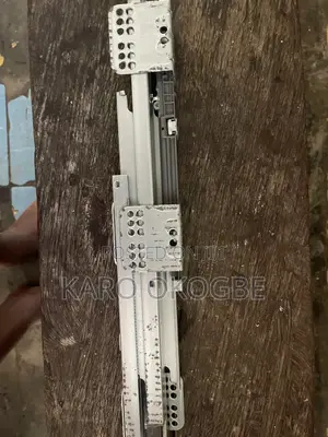 Pull Out Trouser Hanger