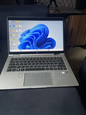 Laptop HP EliteBook 1030 16GB Intel Core i7 SSD 512GB