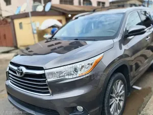 Toyota Highlander 2014 Black