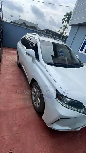 Lexus RX 350 FWD 2012 White