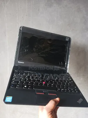 Laptop Lenovo ThinkPad X131e 8GB Intel Pentium SSD 128GB