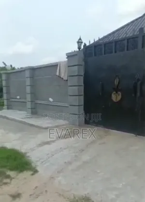 3bdrm Bungalow in Agbara-Igbesan for sale