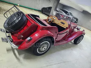 Morris Minor 1000 1994 Red