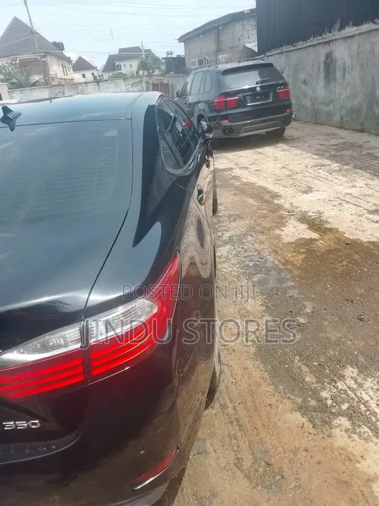 Lexus ES 2015
