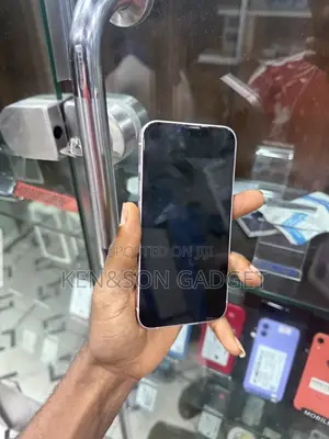 Apple iPhone 13 128 GB Pink