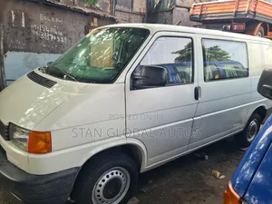 Volkswagen Transporter 2003 White