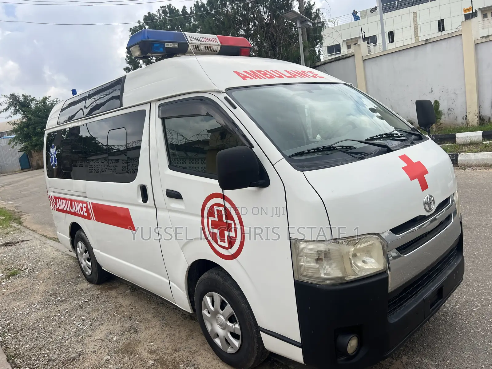 Toyota HiAce 2018 White