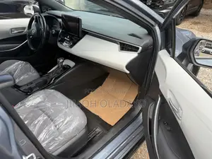 Toyota Corolla SE 2023 Blue