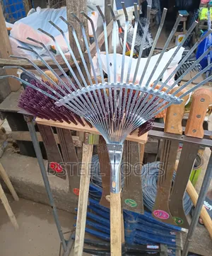 Fan Rake – Garden Agricultural Leaf Rake
