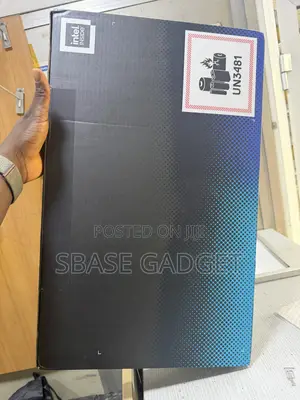 New Laptop Alienware 16 Aurora 16GB Intel Core Ultra 7 SSD 1T