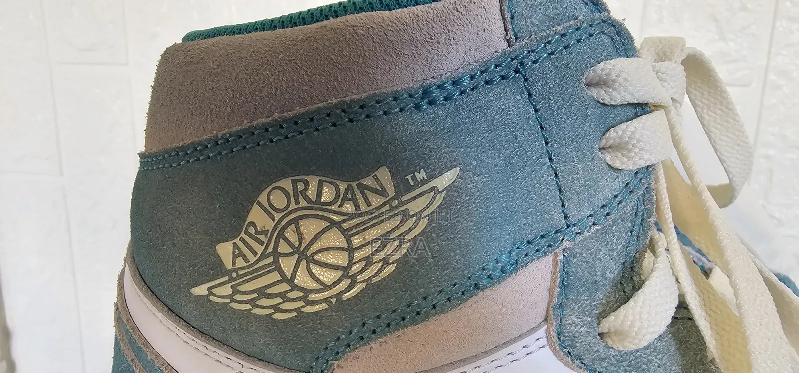Air Jordan 1 Turbo Green.