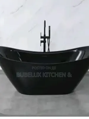 Premium Matte Black Bathtub