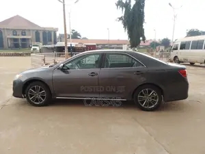 Toyota Camry 2014 Gray