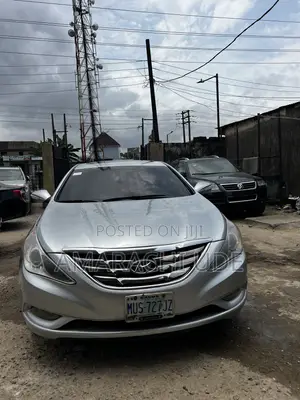 Hyundai Sonata 2012 Silver