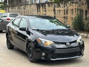 Toyota Corolla 2015 Black