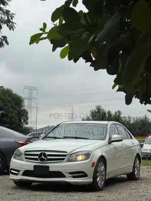 Mercedes-Benz C300 Sport Sedan AWD (3.0L 6cyl 7A) 2008 White