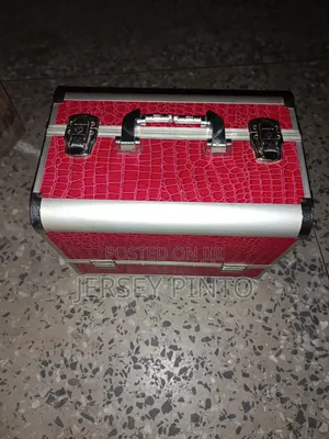 3 Step Professional Makeup Box