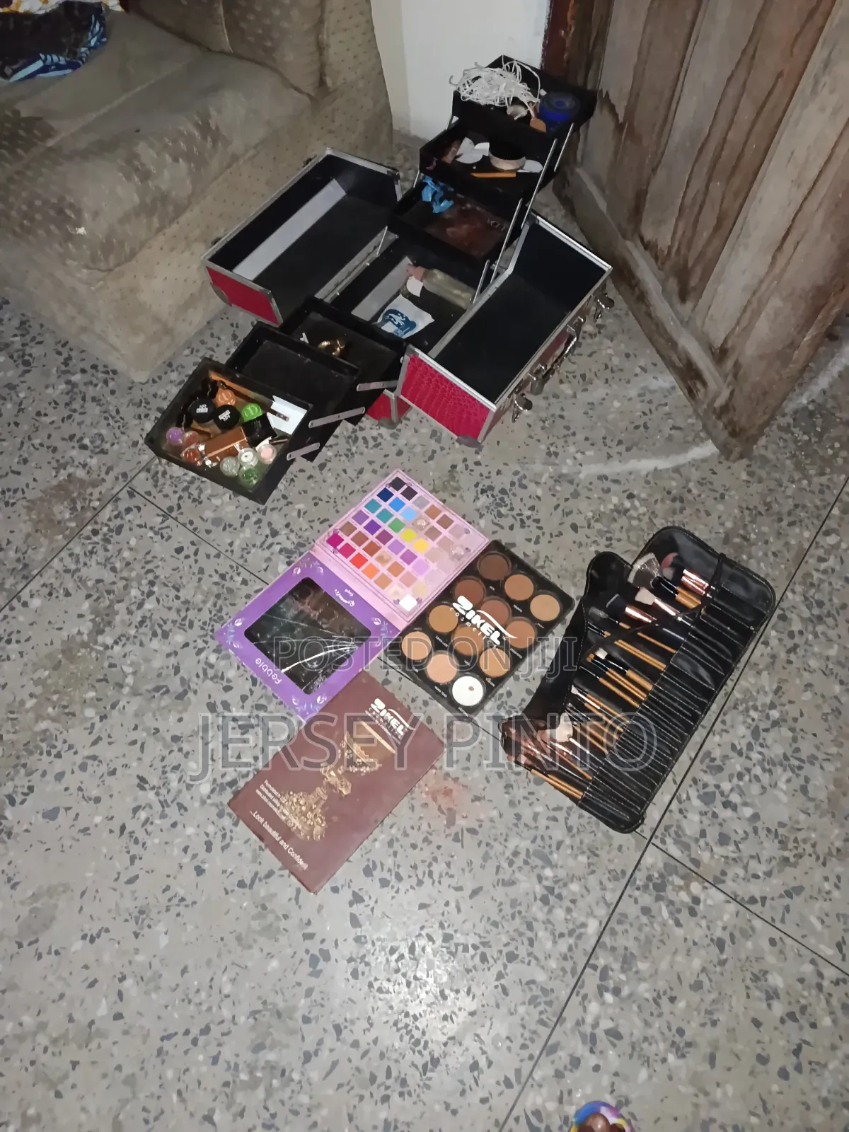 3 Step Professional Makeup Box