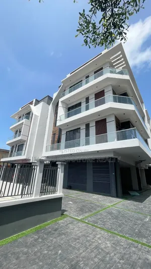 2bdrm Apartment in Ademola Adetokunbo for rent