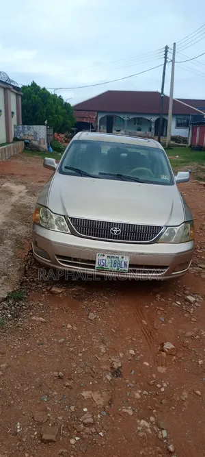 Toyota Avalon XLS w/ Bucket Seats 2003 Gold