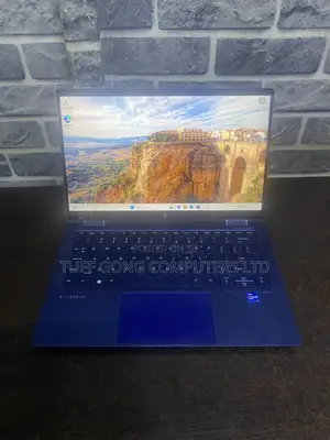 Laptop HP Dragonfly G2 16GB Intel Core i7 SSD 512GB