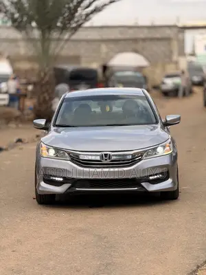 Honda Accord LX 4dr Sedan FWD (2.4L 4cyl 2A) 2016 Silver
