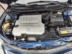 Toyota Camry LE V6 4dr Sedan (3.5L 6cyl 6AM) 2009 Blue