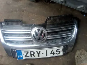 Front Grill Jetta Fsi
