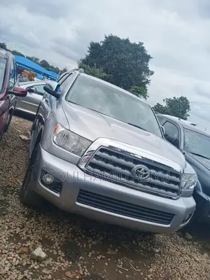 Toyota Sequoia 2010 Gray