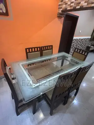6 Seater Dinning Table
