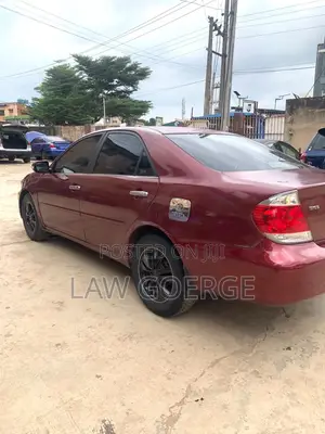 Toyota Camry LE 4dr Sedan (2.4L 4cyl 5A) 2005 Red