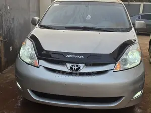 Toyota Sienna LE AWD 2006 Silver