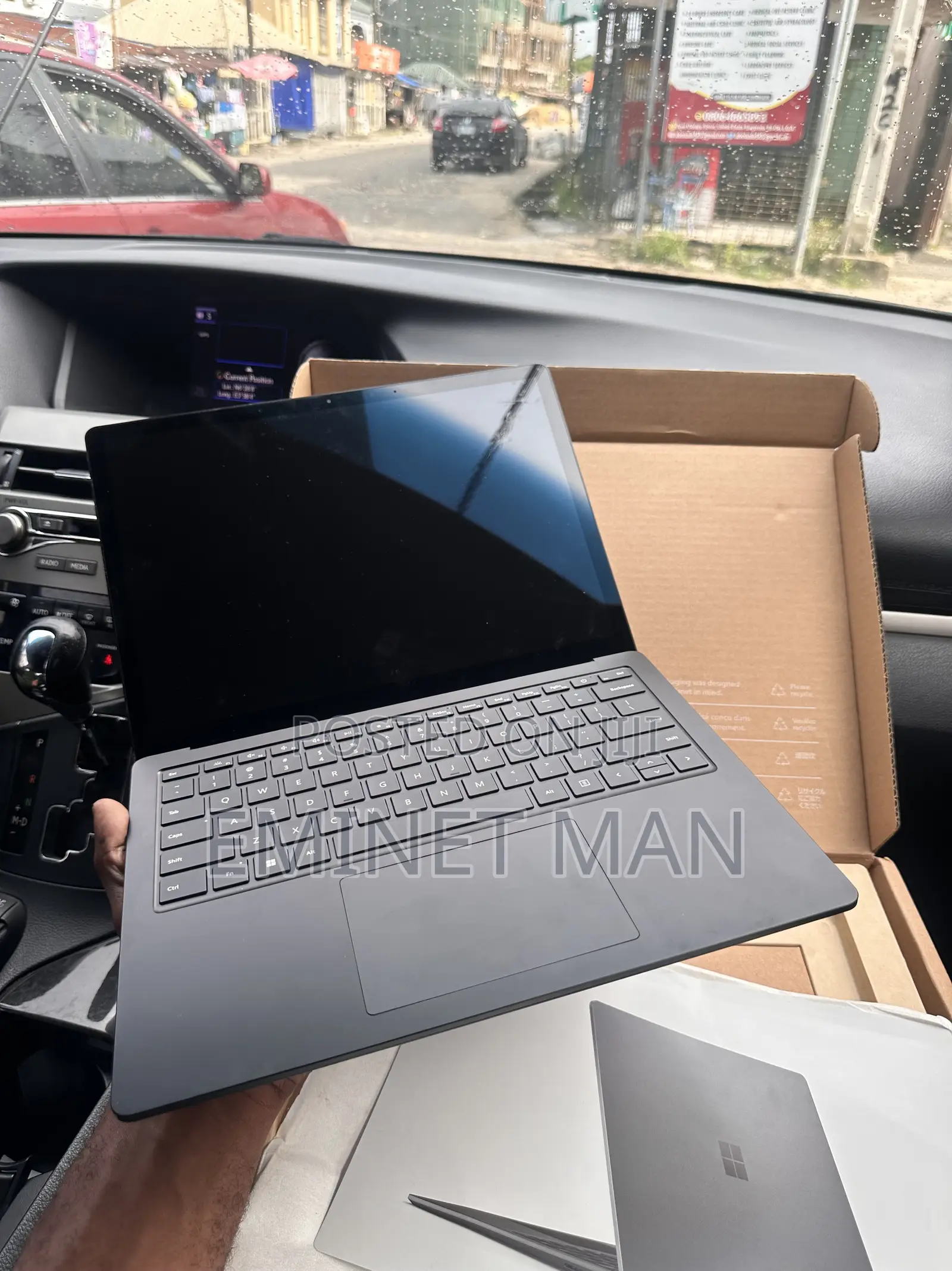 New Laptop Microsoft Surface 16GB Intel Core i7 HDD+SSD 256GB